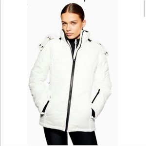 Not for sale! Looking to buy! Size 4 or 6!